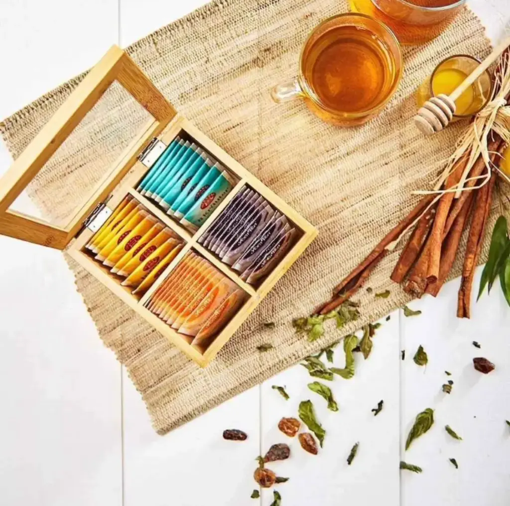 Bamboo Tea Box 4/compartment