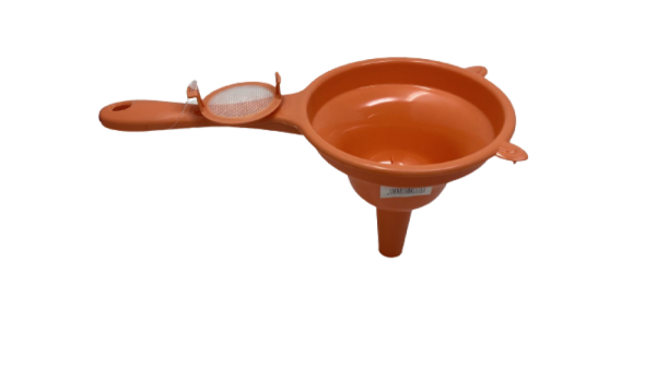 FUNNEL W STRAINER 29 cm